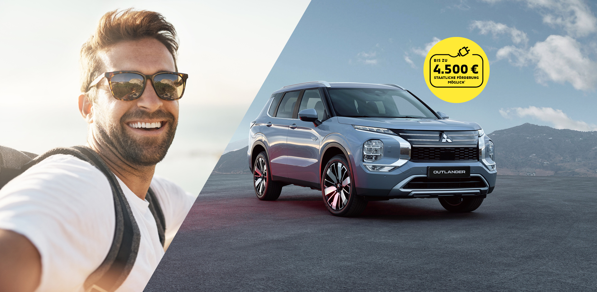 Werbemotiv für den Outlander Plug-in Hybrid Sondermodell Select: links ein lächelnder Mann mit Sonnenbrille im Gegenlicht, rechts ein grauer Outlander Plug-in Hybrid Select in Frontansicht auf offener Straße, dazu ein gelbes Siegel mit Hinweis auf bis zu 4.500 € staatliche Förderung.